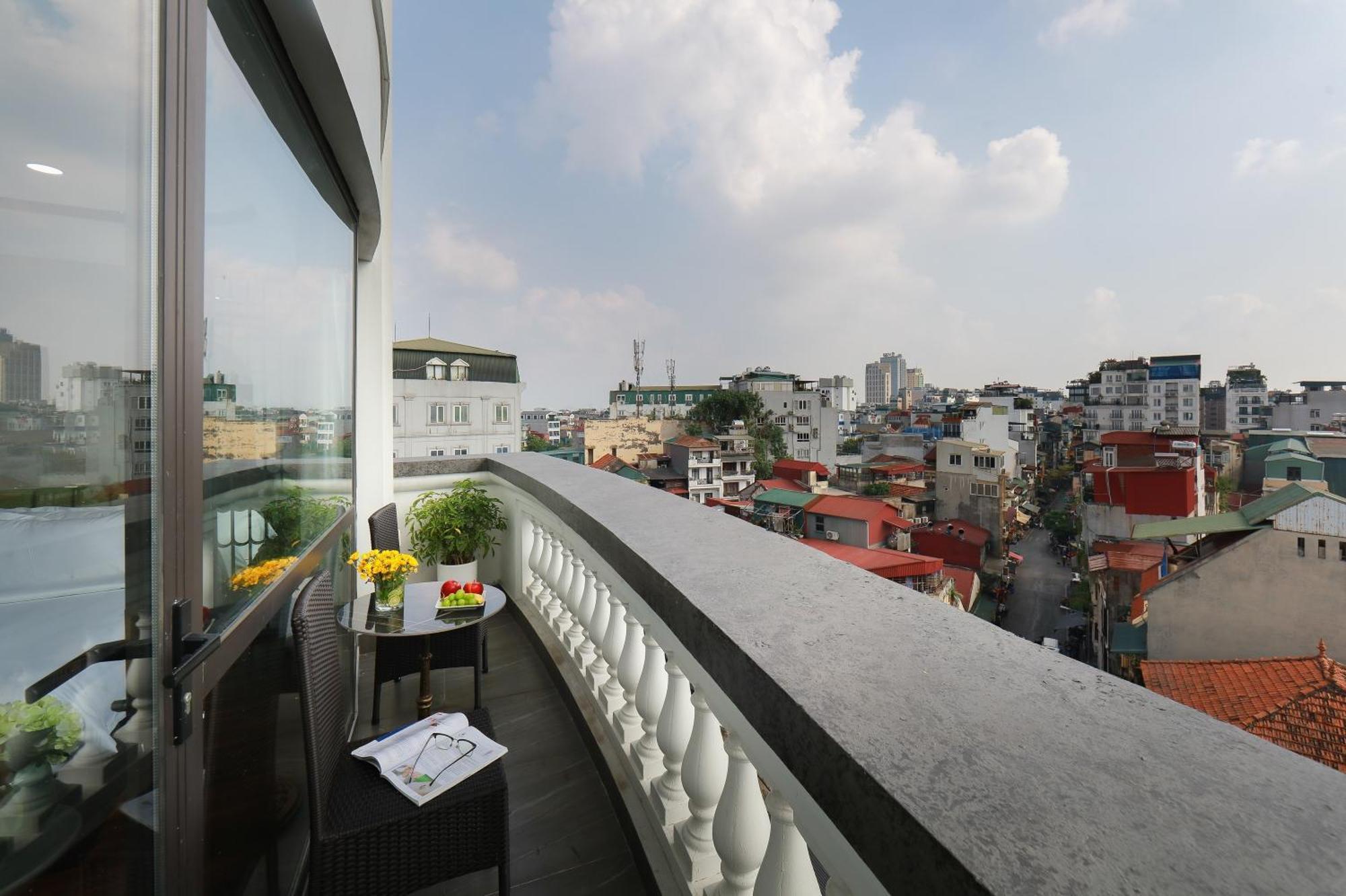 Hanoi Plaza Suite Hotel & Spa ภายนอก รูปภาพ