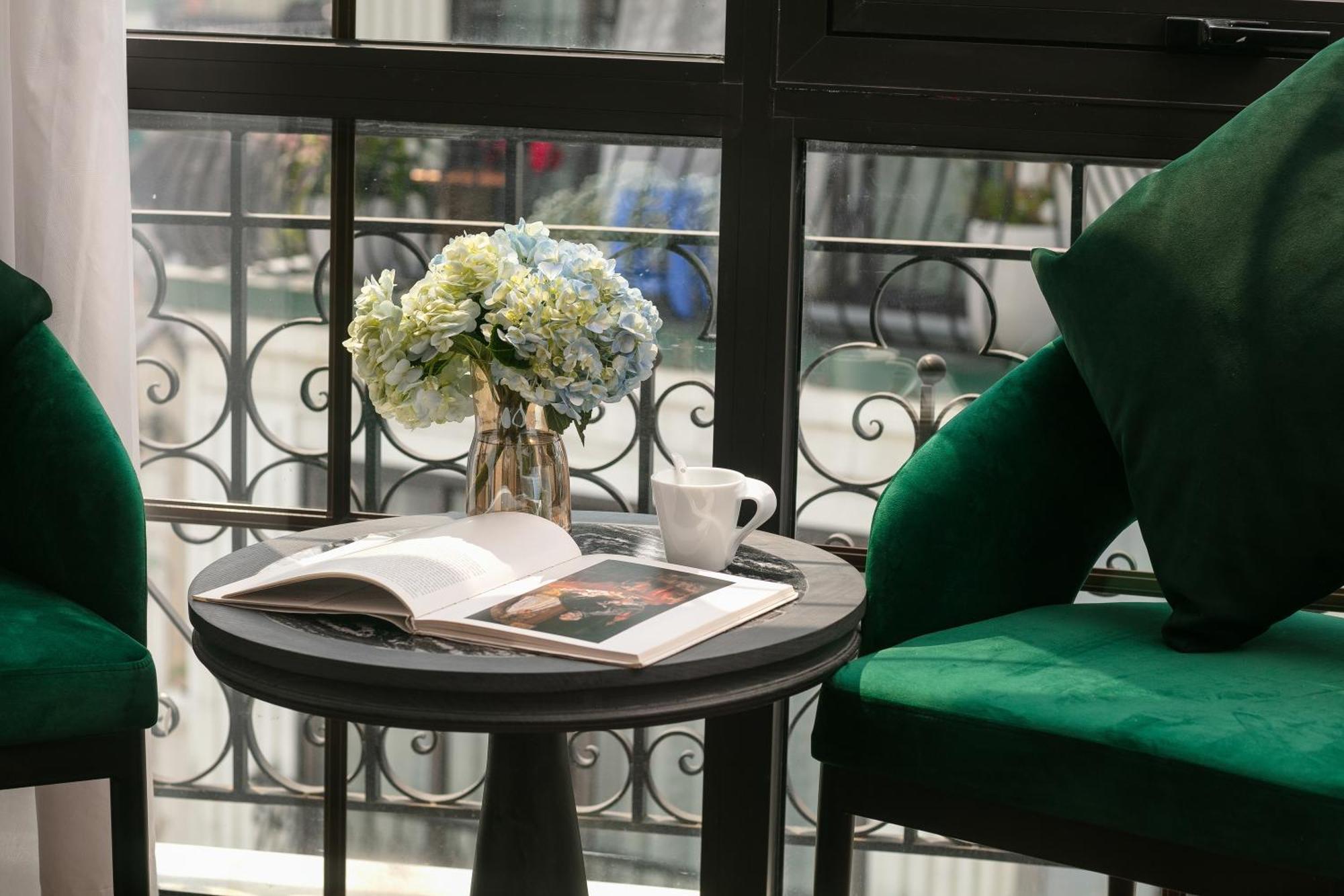 Hanoi Plaza Suite Hotel & Spa ภายนอก รูปภาพ