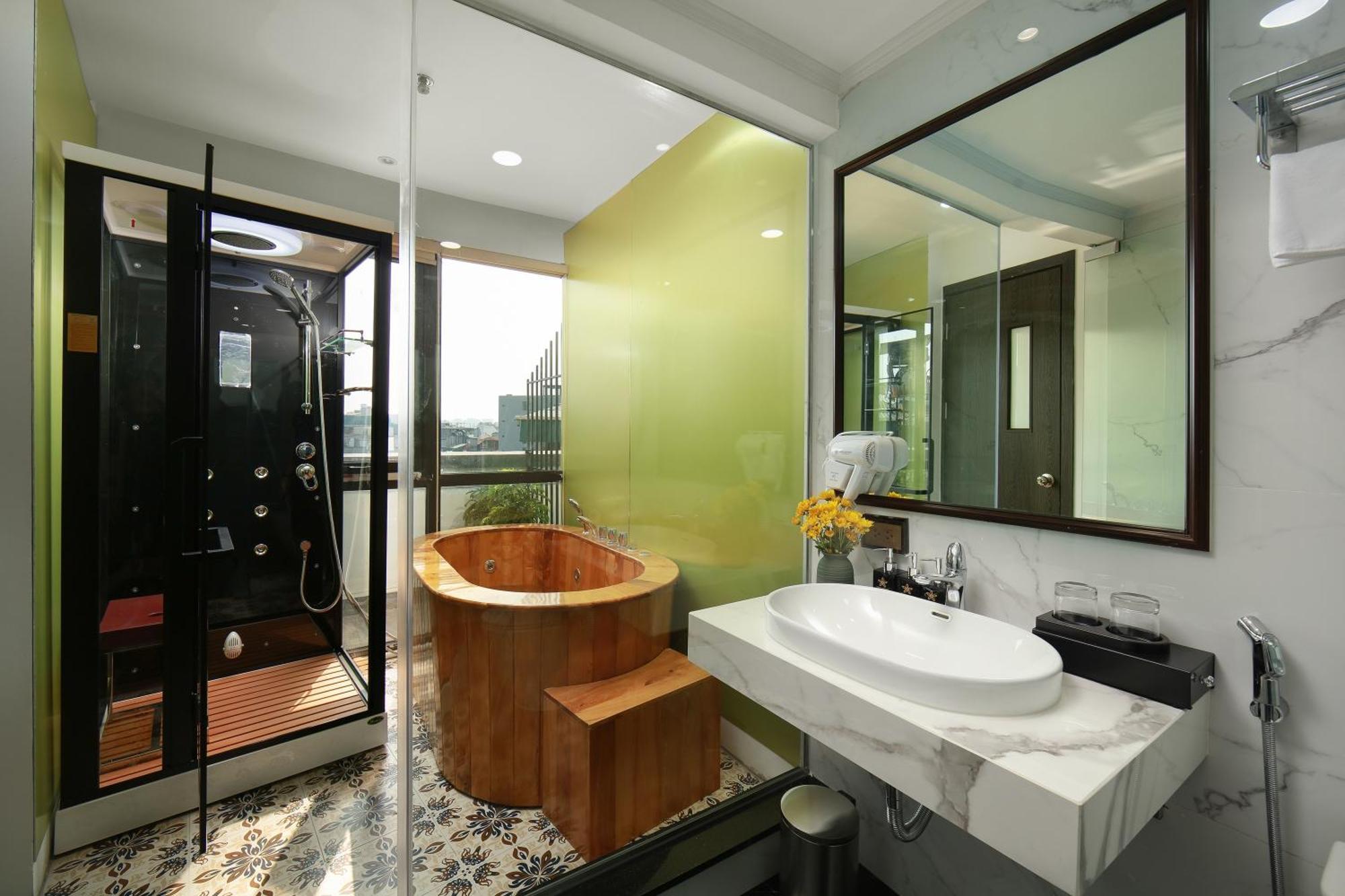 Hanoi Plaza Suite Hotel & Spa ภายนอก รูปภาพ
