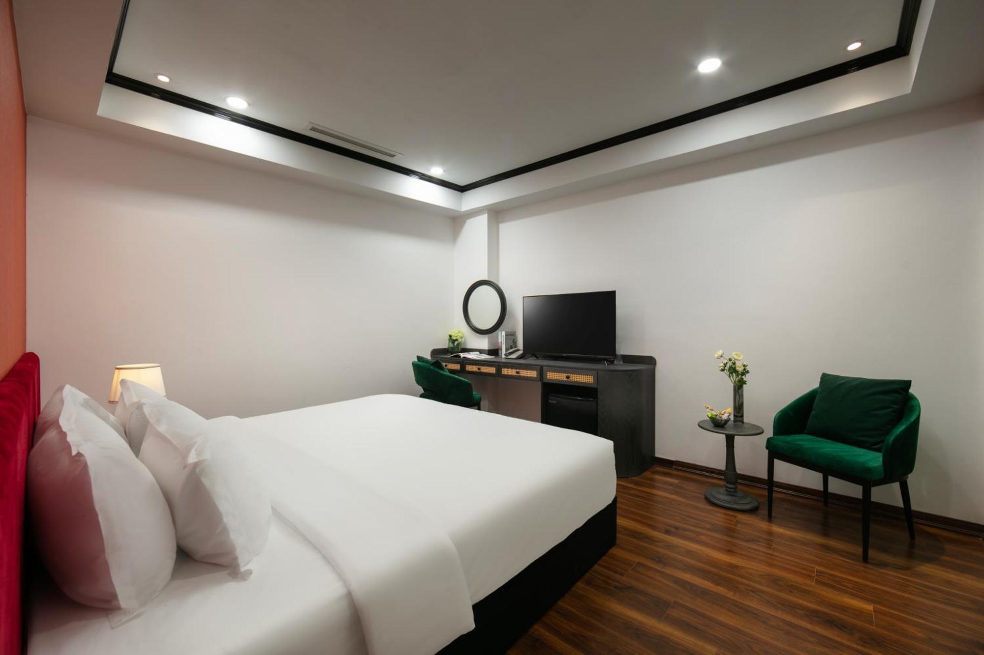 Hanoi Plaza Suite Hotel & Spa ภายนอก รูปภาพ